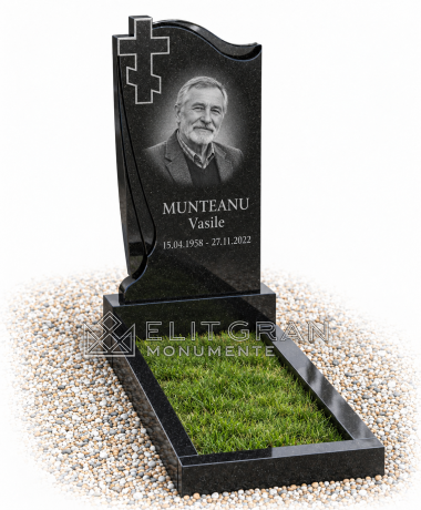 Monumentul funerar din granit S9