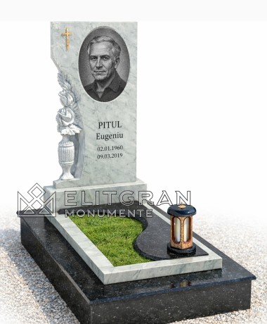 Monumentul funerar din granit K805