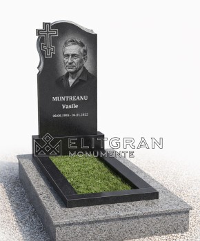 Гранитный надгробный памятник К798